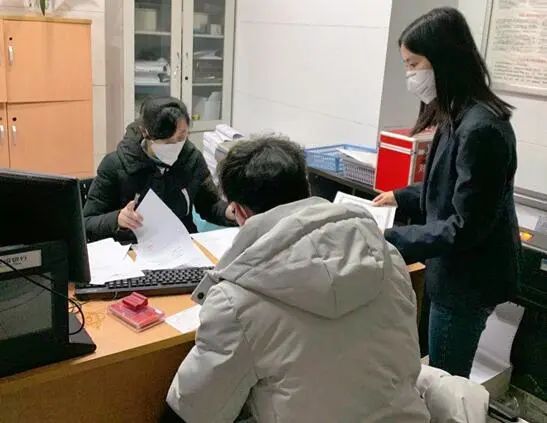 图片说明