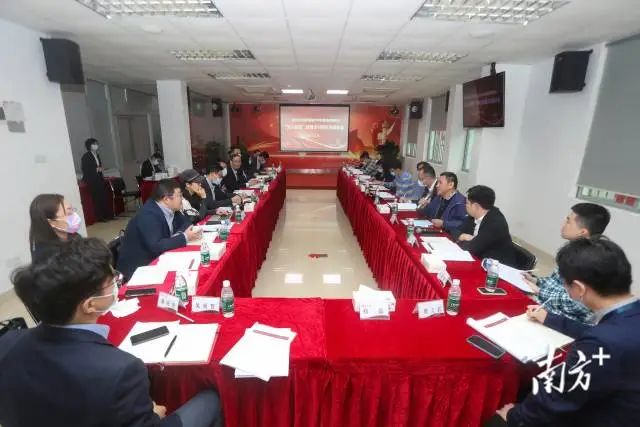 图片说明