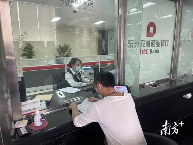 图片说明