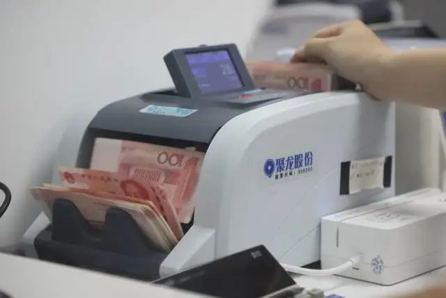 图片说明