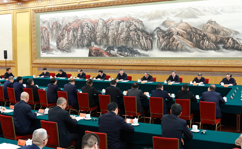 2月17日，中共中央总书记、国家主席、中央军委主席习近平在京出席民营企业座谈会并发表重要讲话。
