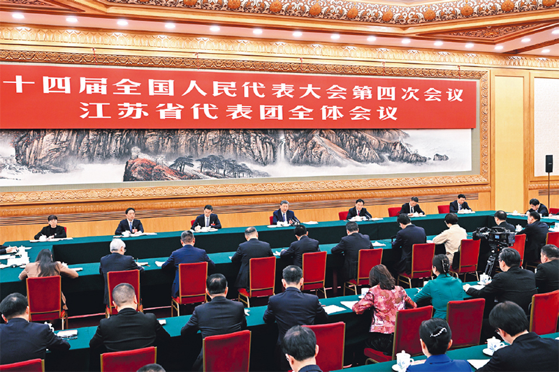 2026年3月5日下午，中共中央总书记、国家主席、中央军委主席习近平参加他所在的十四届全国人大四次会议江苏代表团审议。图片来源：新华网