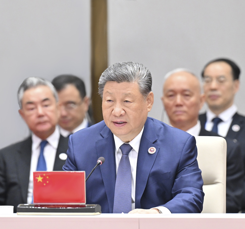 当地时间9月1日上午，国家主席习近平在比什凯克出席上海合作组织成员国元首理事会第二十六次会议。习近平发表题为《推动上海合作组织实现更高质量发展》的重要讲话。图片来源：新华网