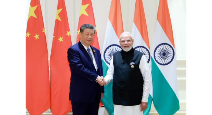 习近平会见印度总理莫迪