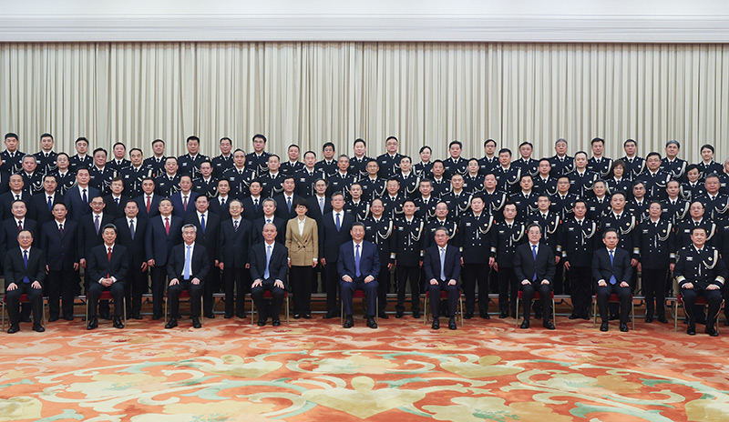 图片说明