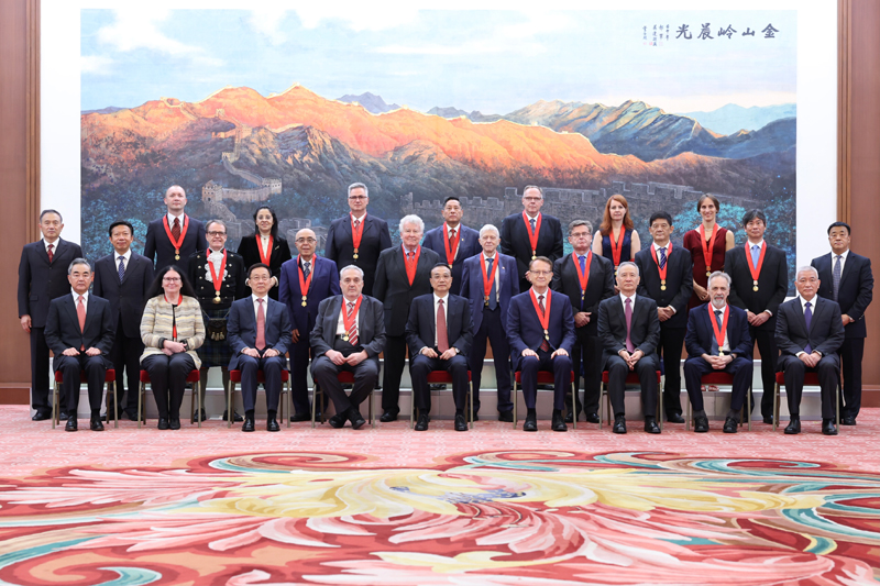 图片说明