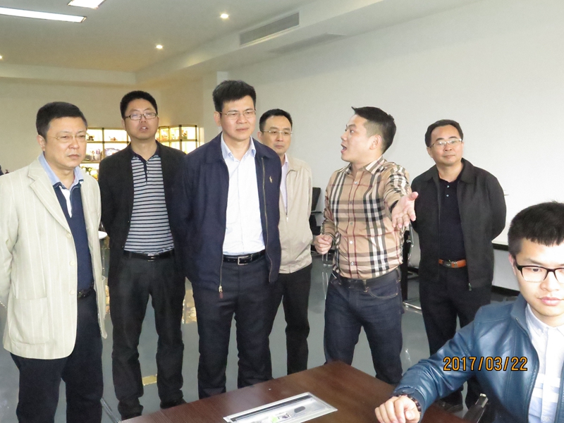 图片说明