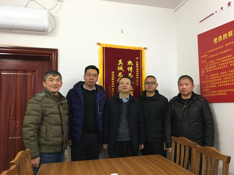 图片说明