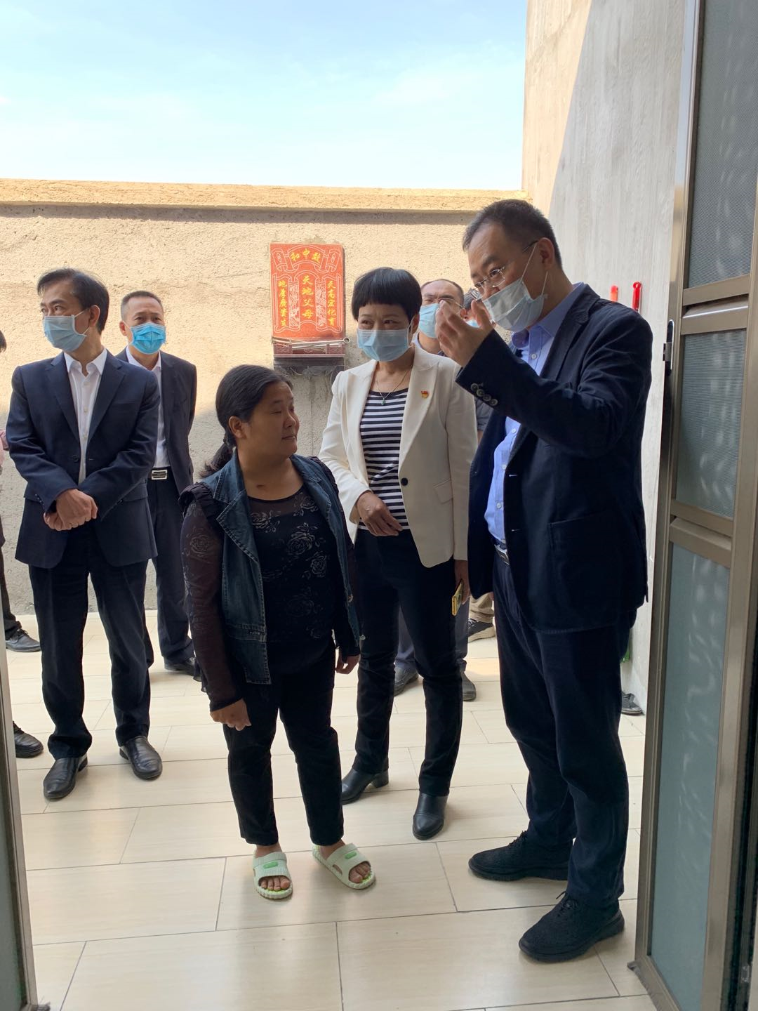 图片说明