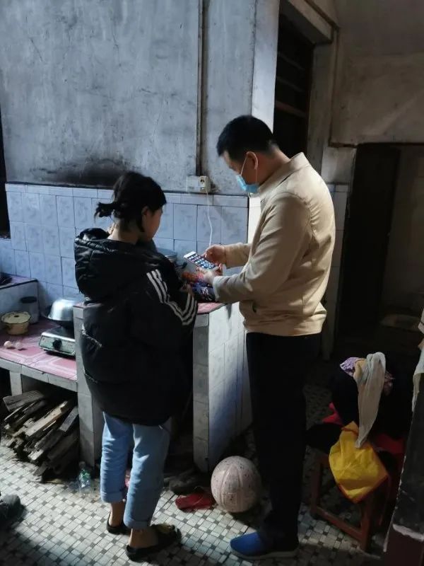 图片说明